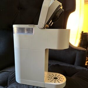 Keurig single serve coffee maker
